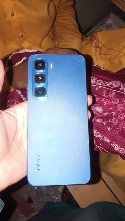 Infinix hot 60i 8+8gb 256 gb contact with me 03260428103