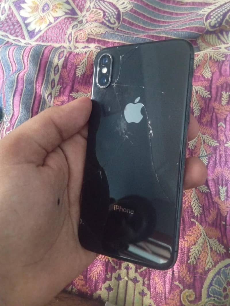 iPhone x 64 7
