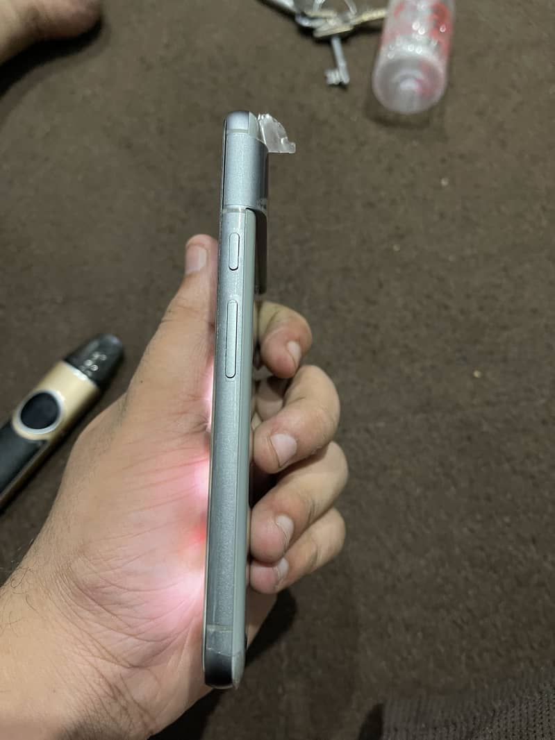 Google Pixel 8 1