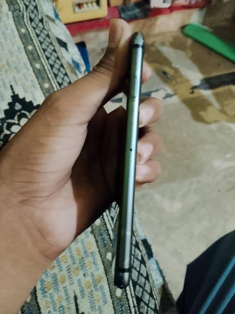 Apple iPhone 8 2