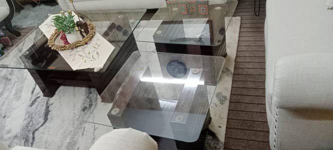 Table set on sale in excellent condition,0335 6602204