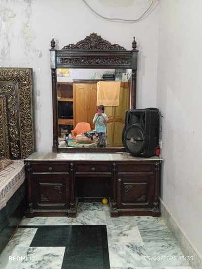 dressing table urgently sale