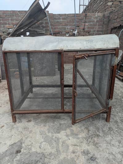 iron heavy cage Available
