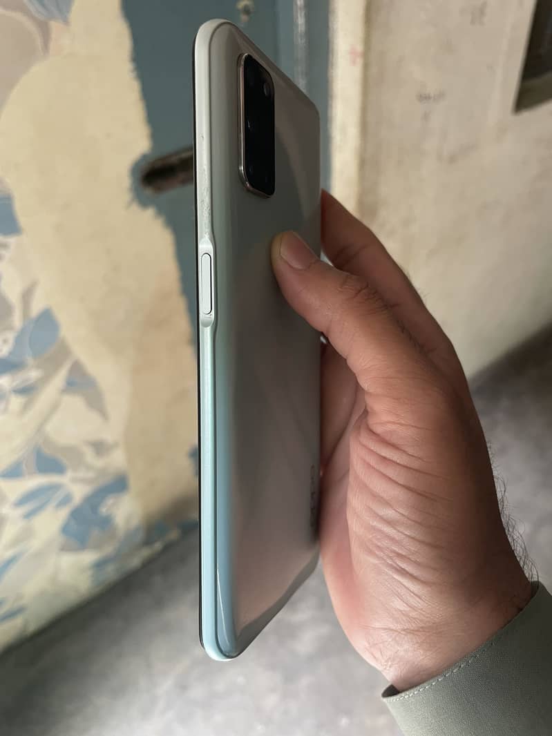 OPPO A52 1