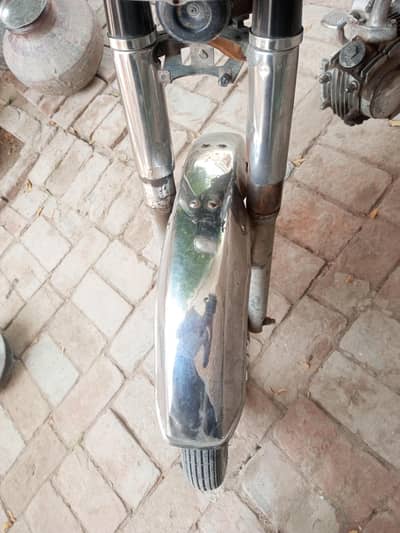 bike is okey 8/10 thori repair ki zarurat hai