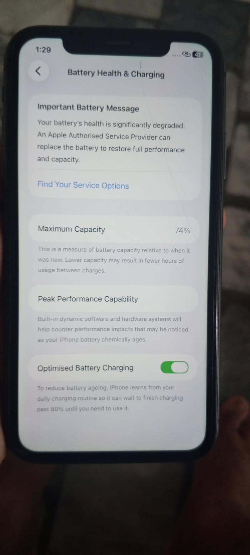 Apple iPhone 11 4
