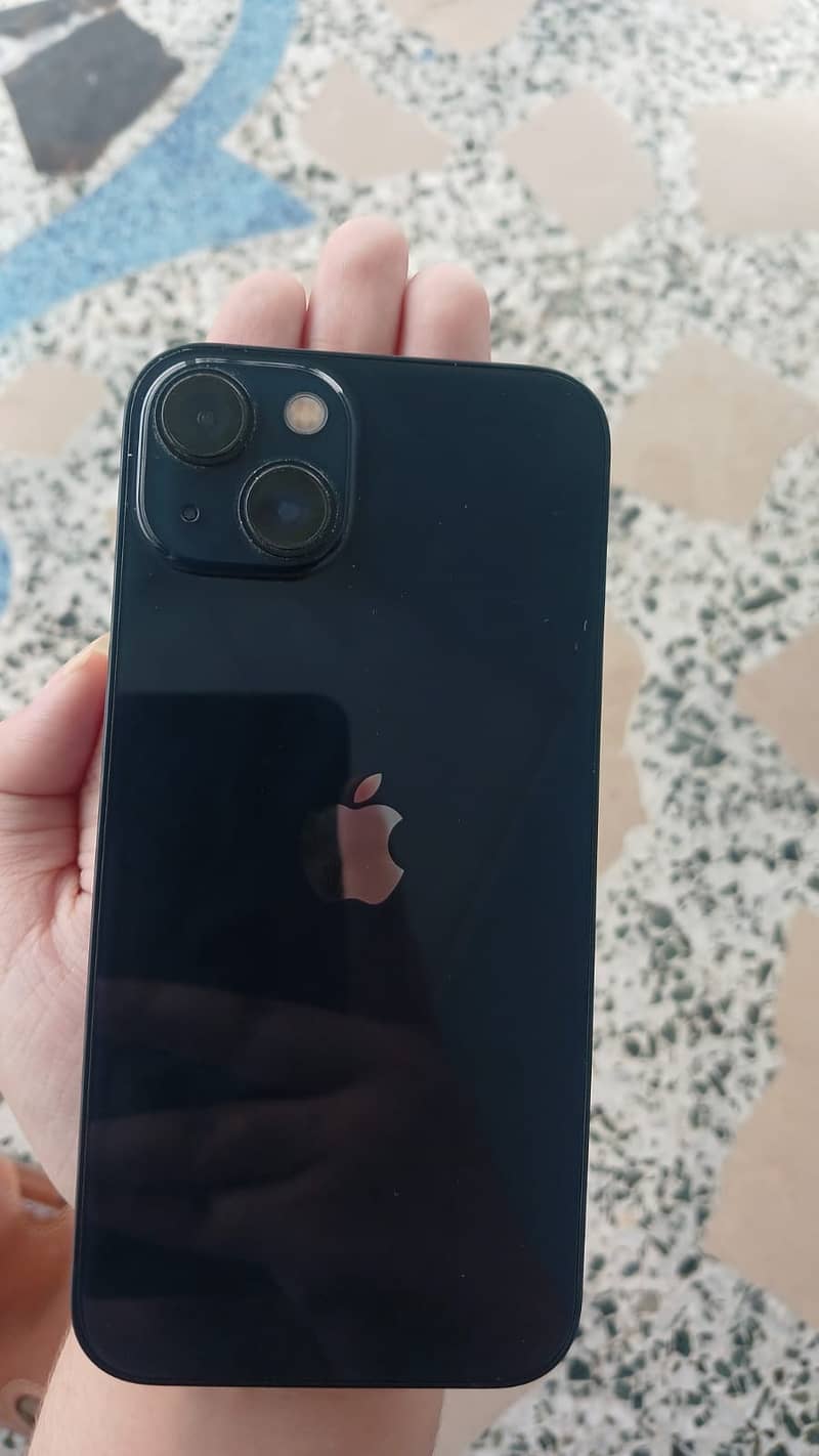 Apple iPhone 13 2
