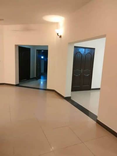 4 Bed Big House Available For Sale
