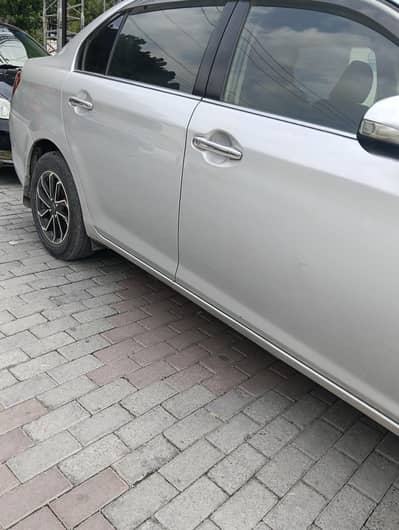 Toyota Corolla Axio 2014