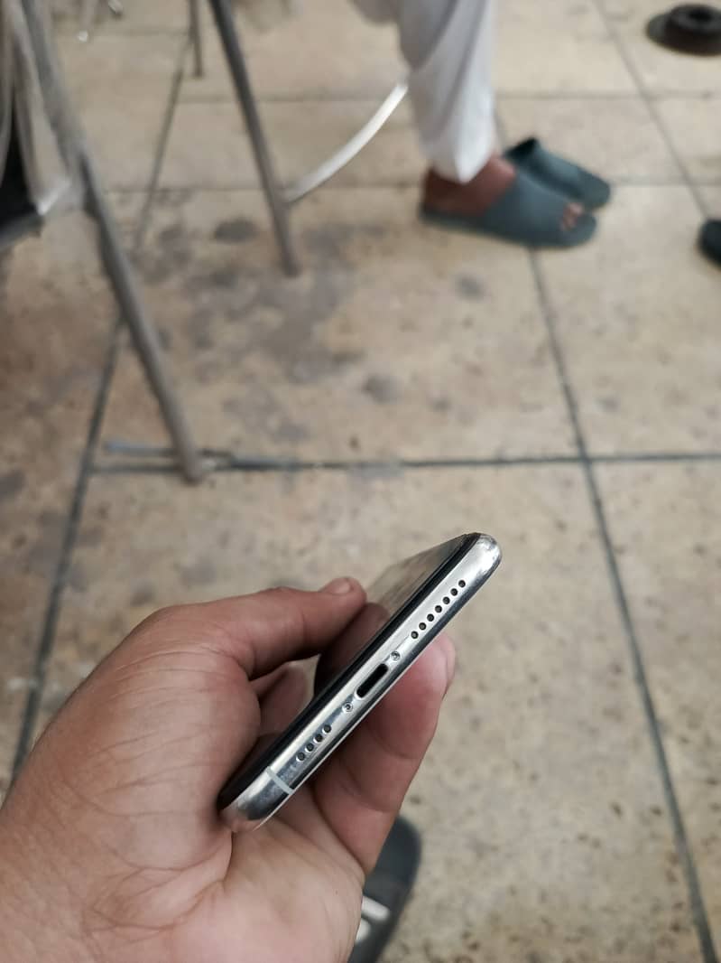 Iphone 11 pro max 3
