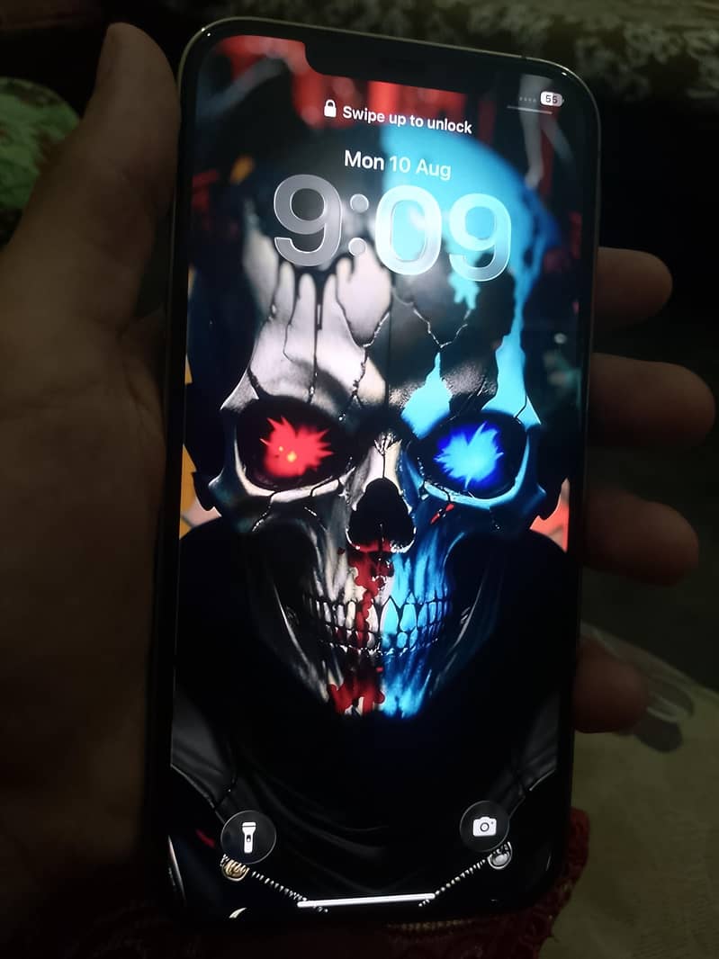 iphone 12 pro. max 1