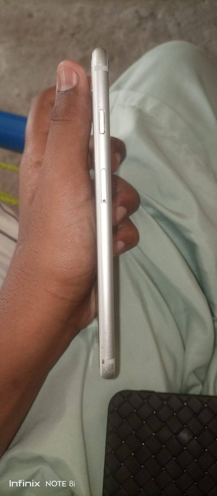 Apple iPhone 6S Plus 2