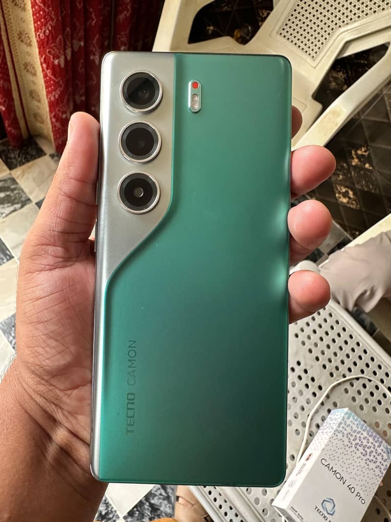 Tecno CAMON 40 Pro 13