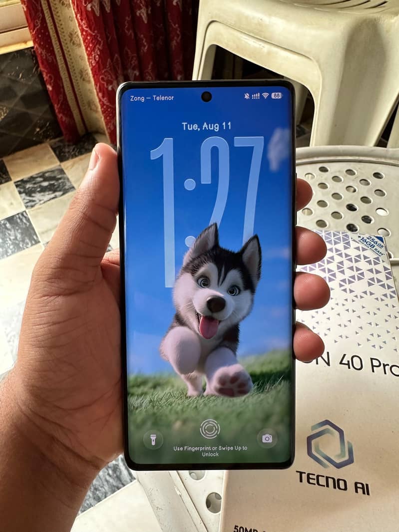 Tecno CAMON 40 Pro 14