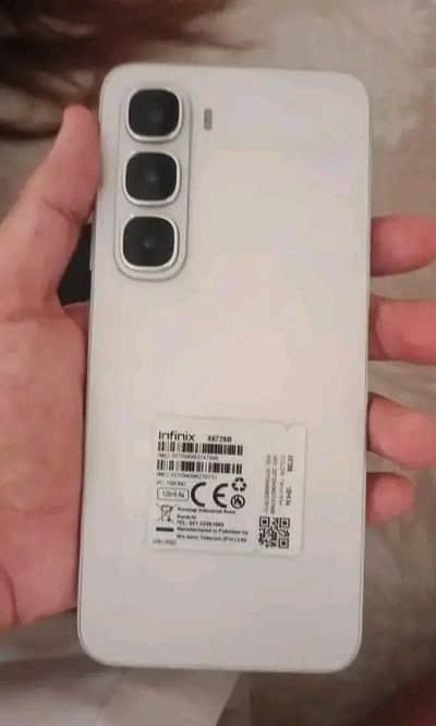 Infinix Hot 50i