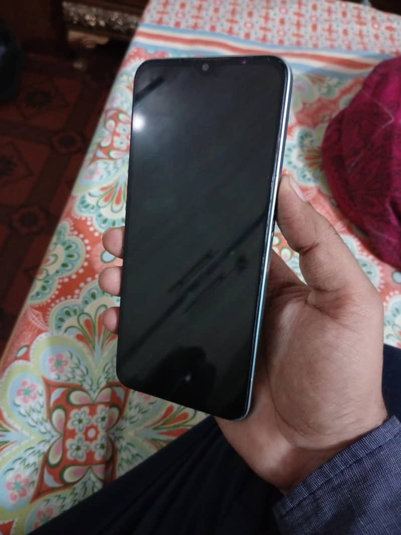 OPPO A57 4
