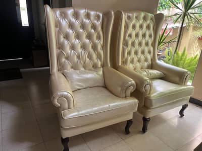 Big sized drawing room chairs