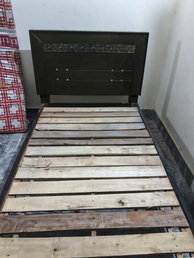 Single Bed for Sale 4 months used only