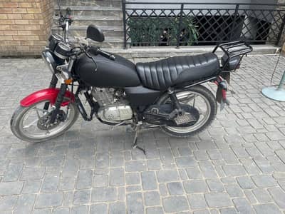 Suzuki GS 150SE