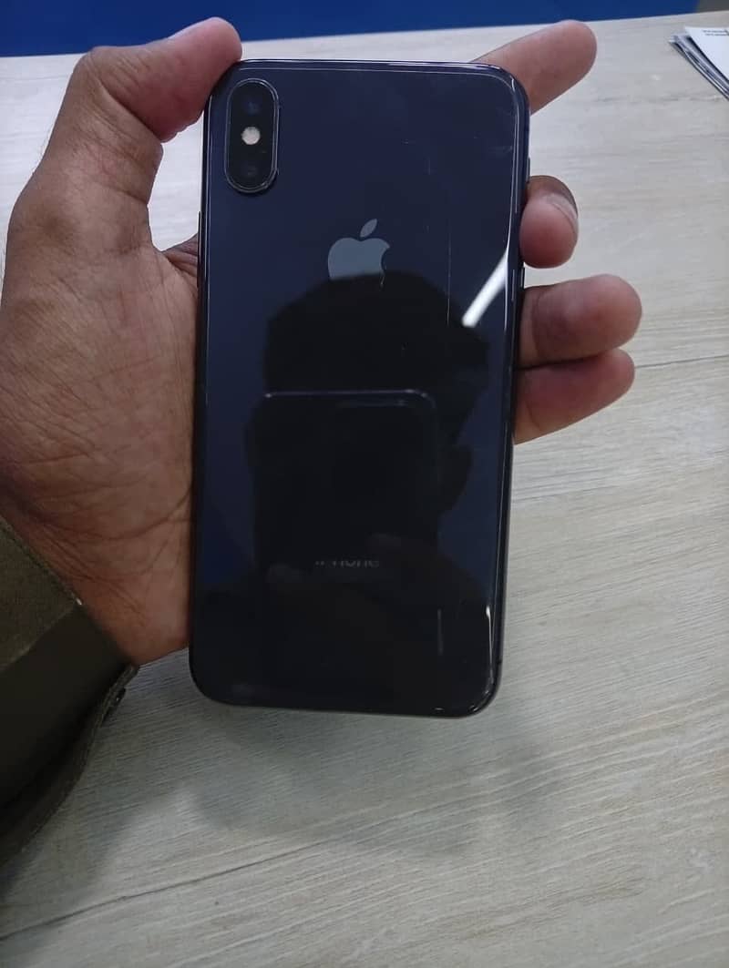 Apple iPhone X 3