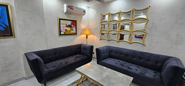 FULLY FURNISHED LUXURY ONE BED APARTMENT FOR RENT SECTOR E BAHRIA TOWN LAHORE.
