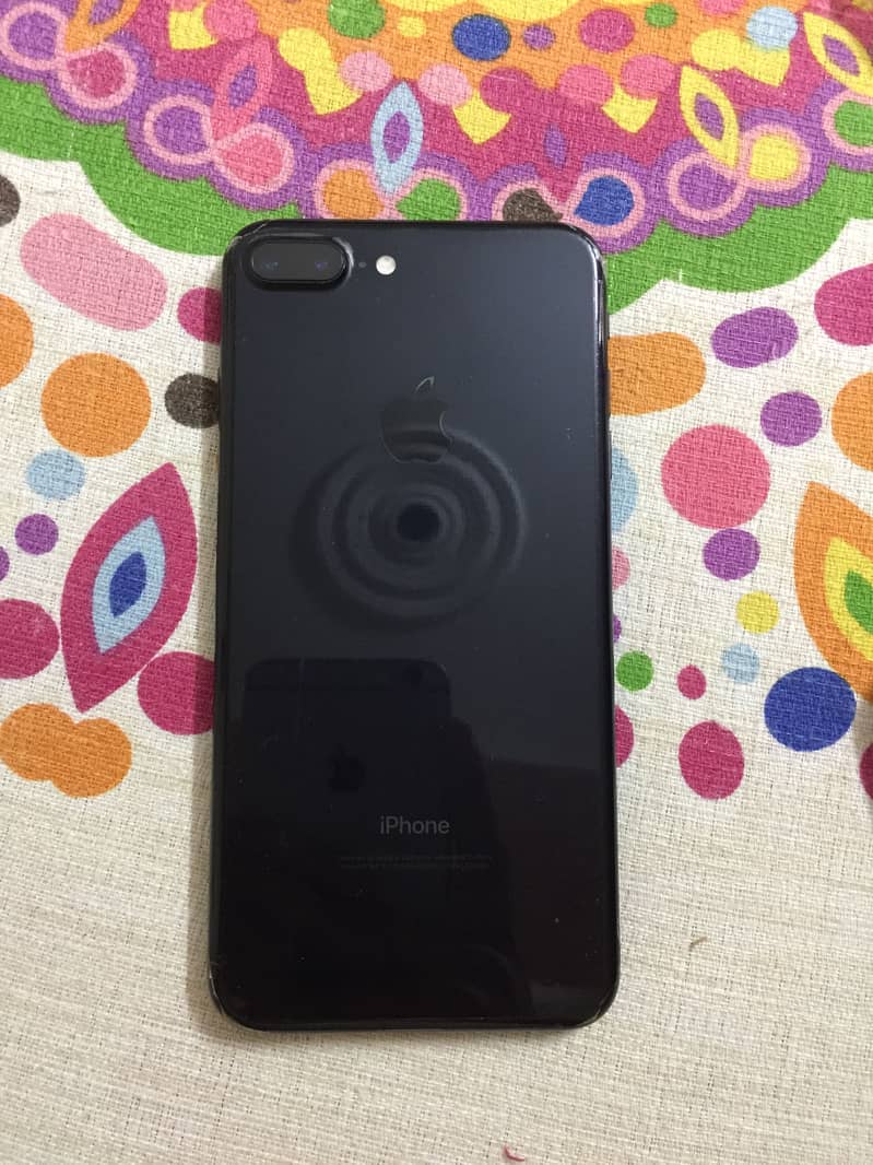 Apple iPhone 7 Plus 0