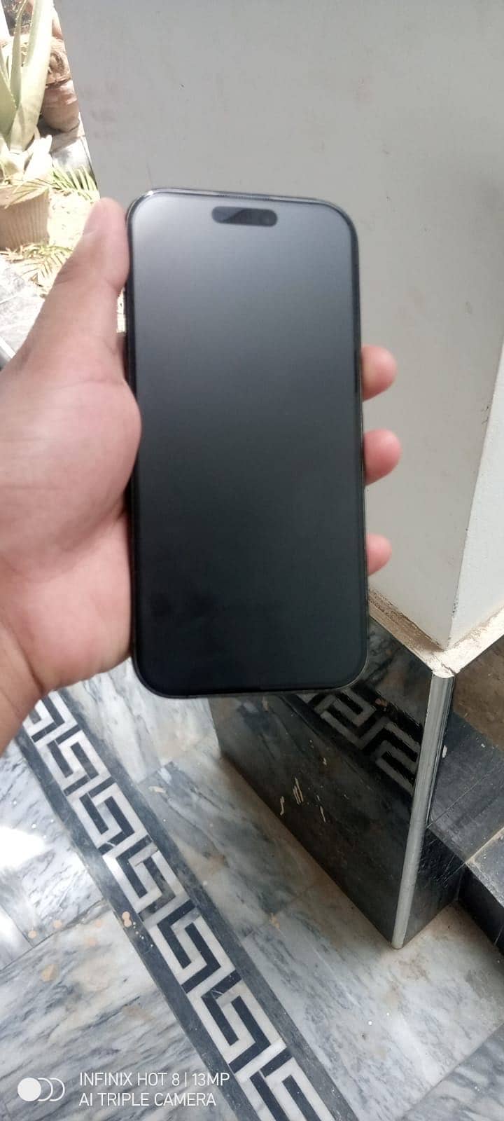 Apple iPhone 16 Pro 1