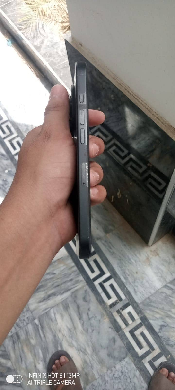 Apple iPhone 16 Pro 3