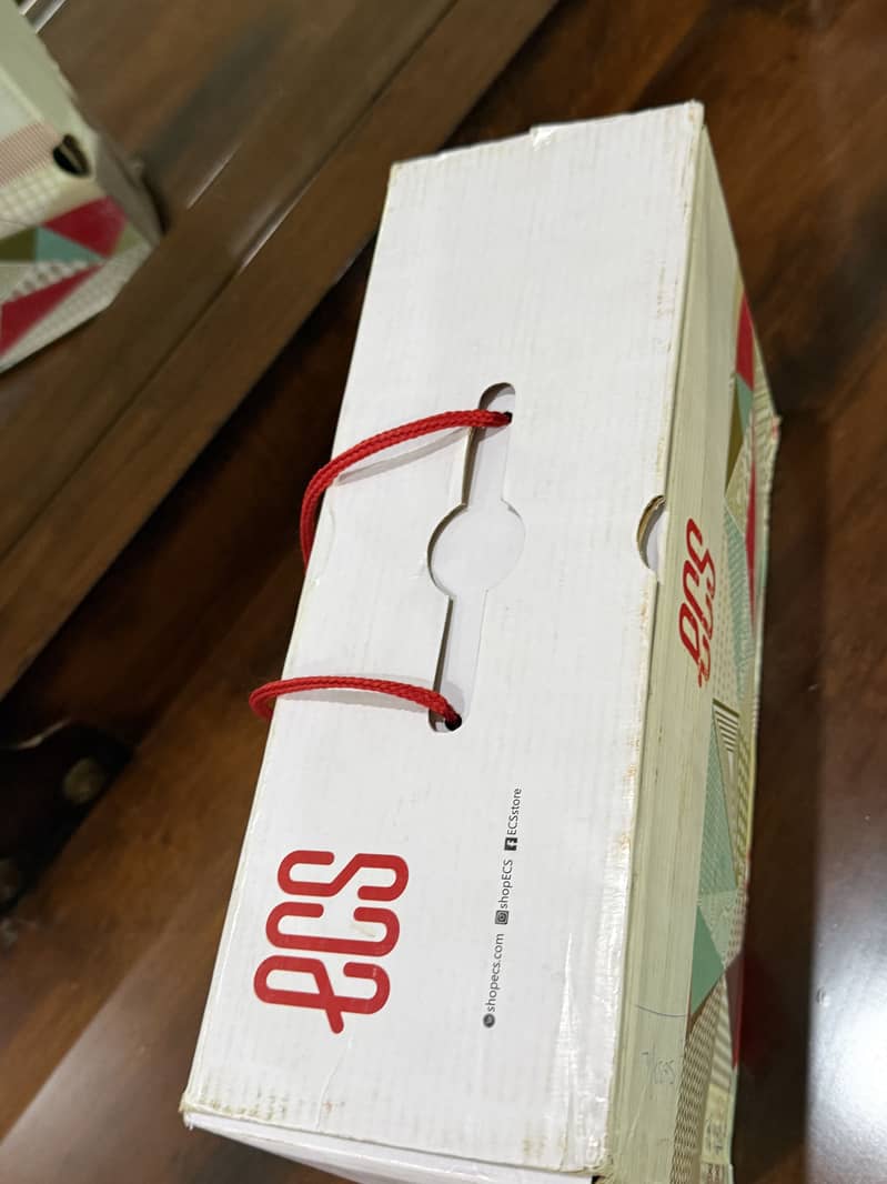Sandals 3