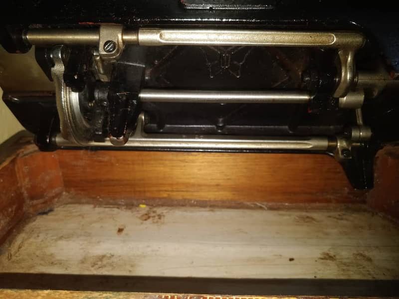 Sewing Machine 8