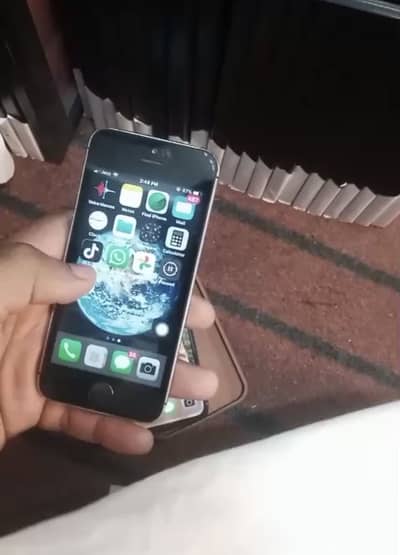 Apple iPhone 5s