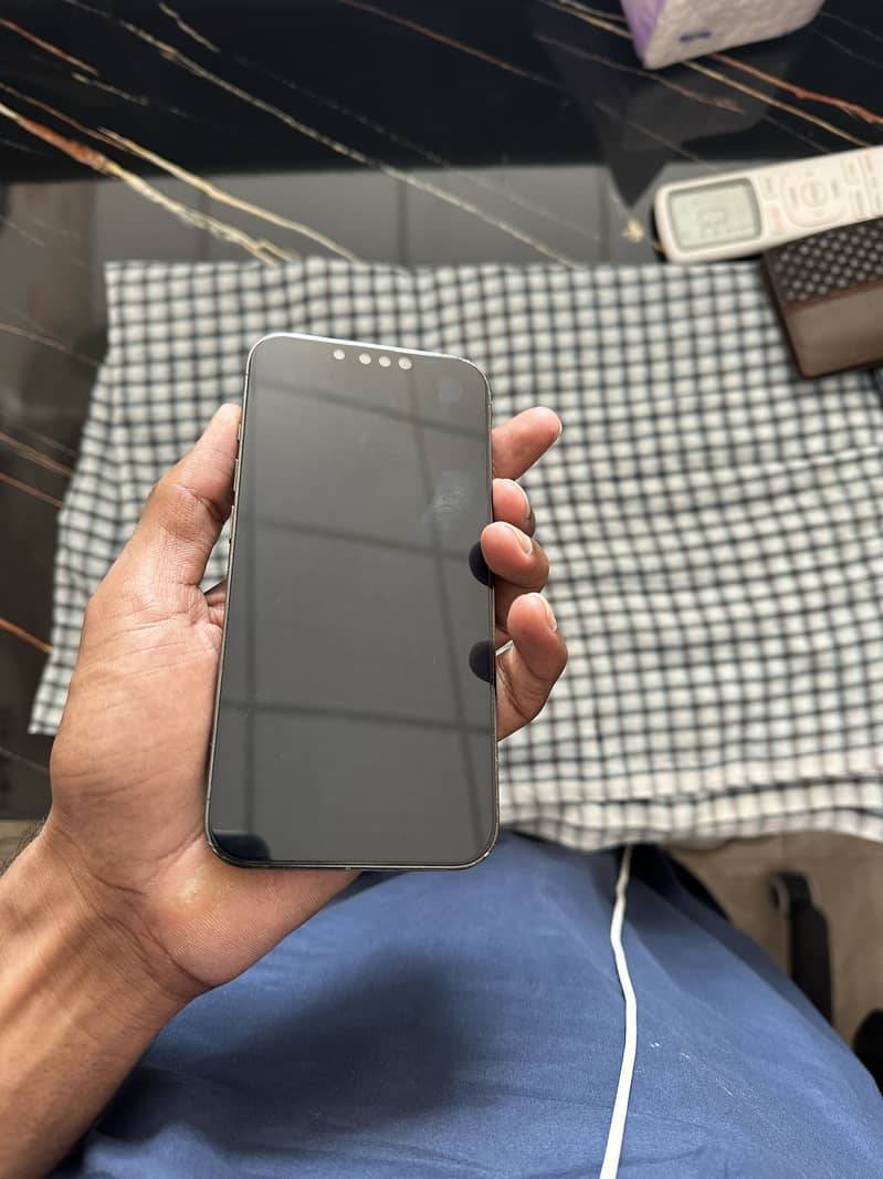 Apple iPhone 13 Pro 1