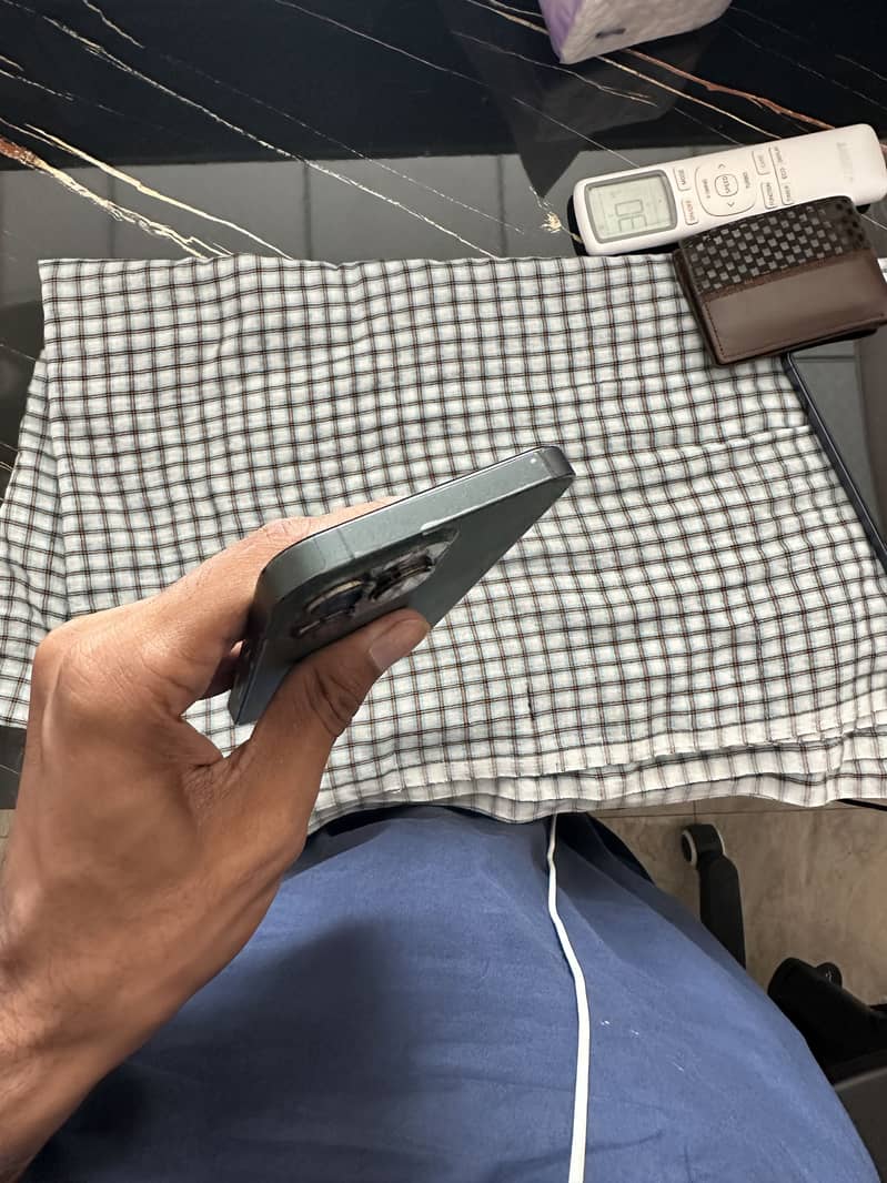 Apple iPhone 13 Pro 4