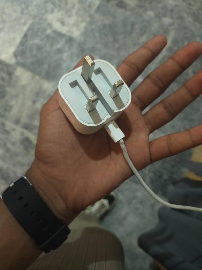 Apple iPhone 11 3
