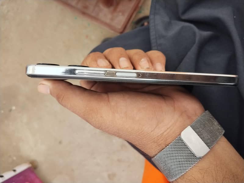 Infinix Note 30 4