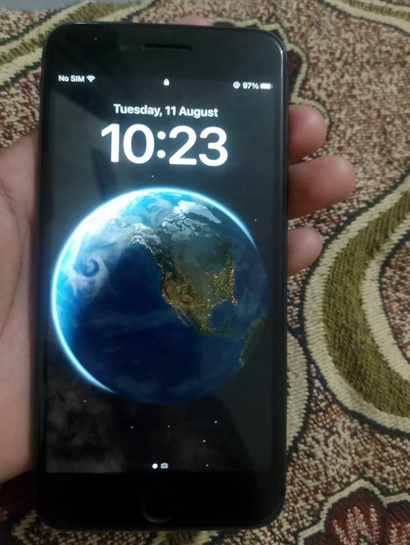 iPhone 8 Plus 3