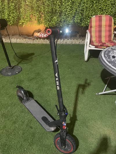 Electric scooty