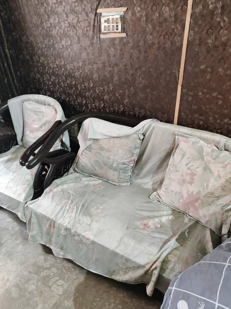 5 Seater sofa set 1