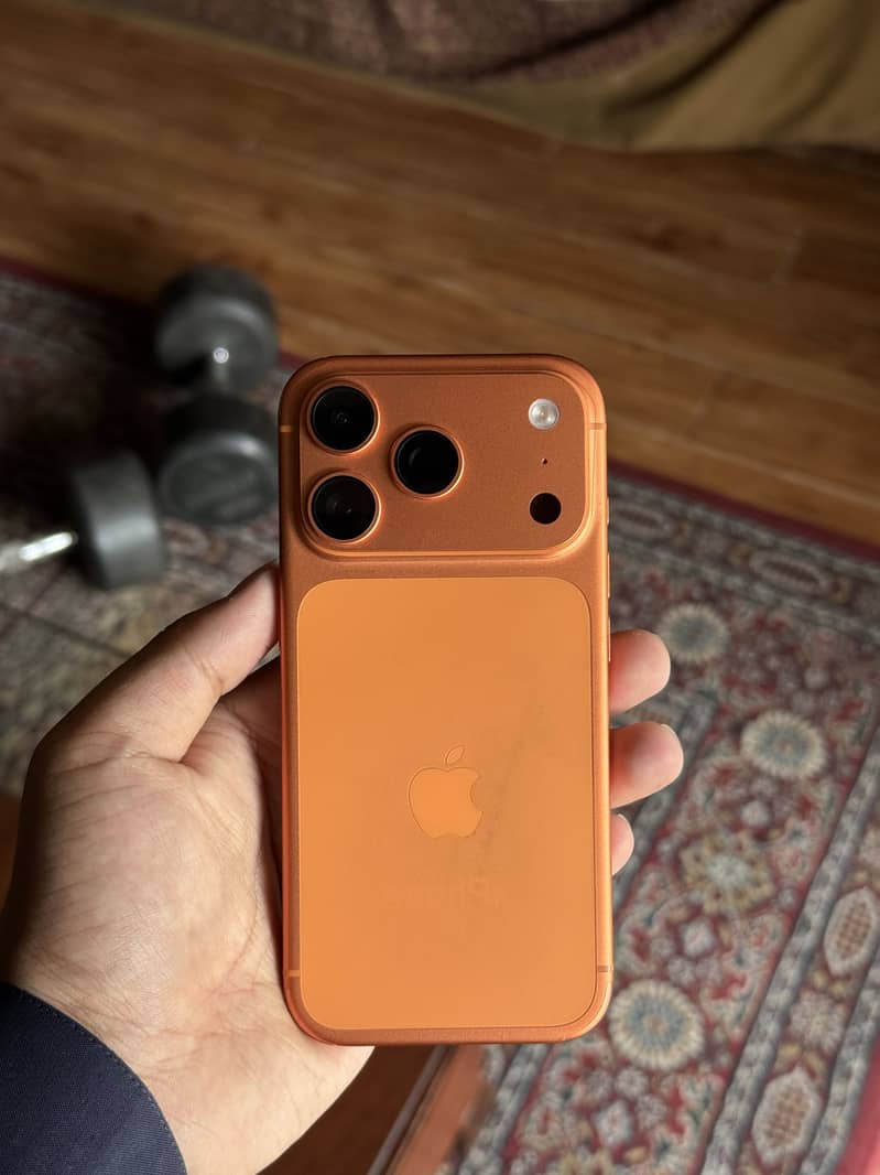 Apple iPhone 17 Pro 2