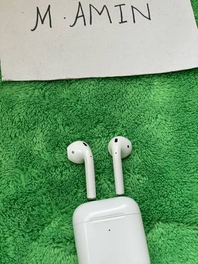 Apple Airpods 2nd generation with wireless charging Orignal