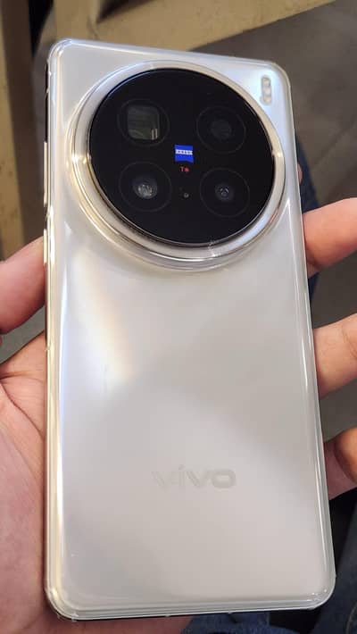 Vivo x200 Pro