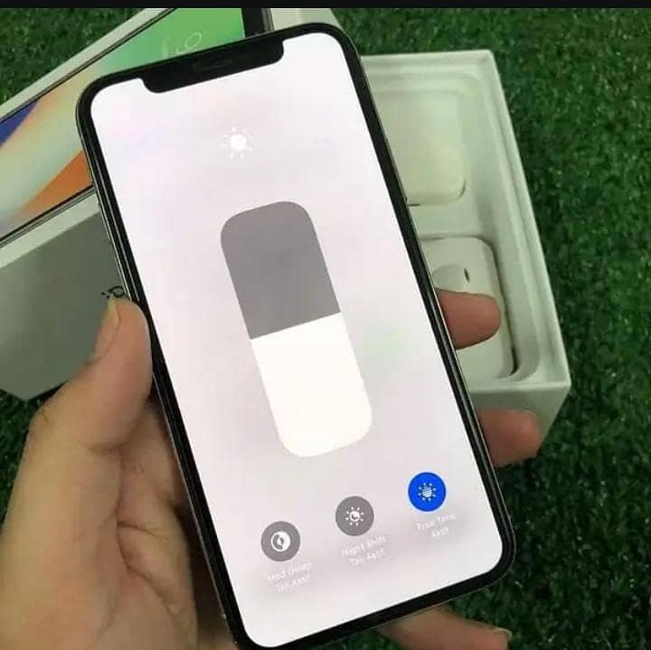 Apple iPhone X 2