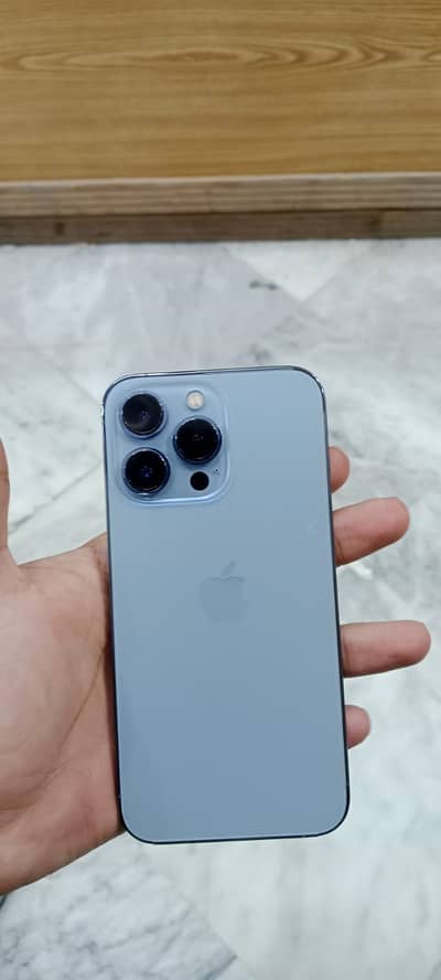 Apple iPhone 13 Pro