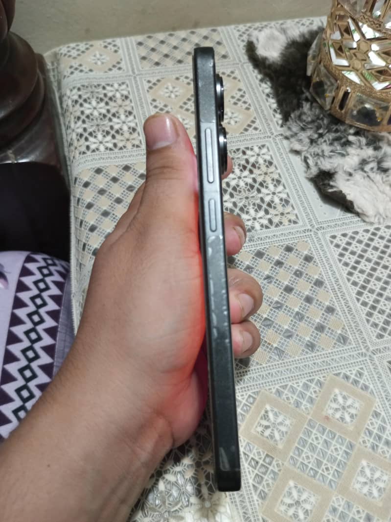 Xiaomi Redmi Note 13 4