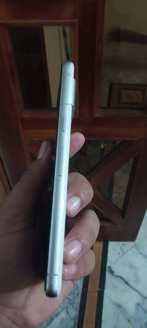 google pixel 7 condition 10/10 condition 128 memory 3