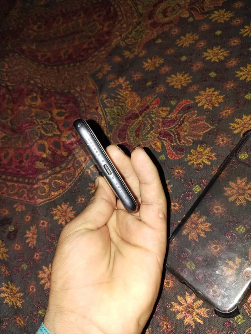 Apple iPhone 11 128gb 2