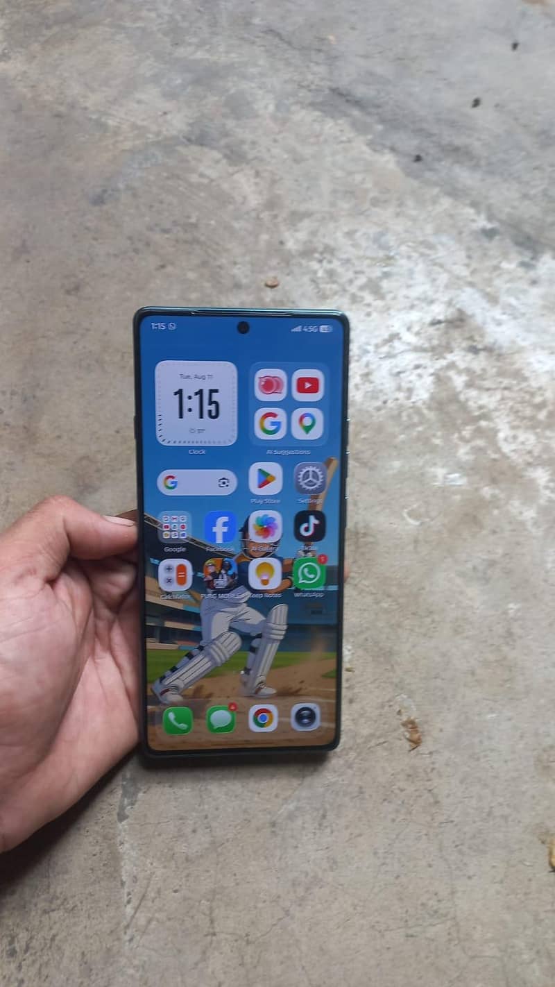 Tecno CAMON 40 1