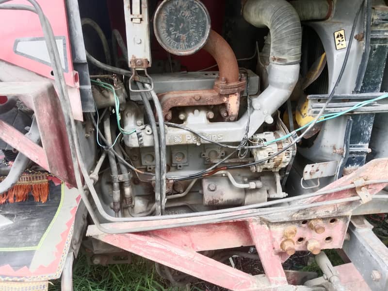 tractor 385 5