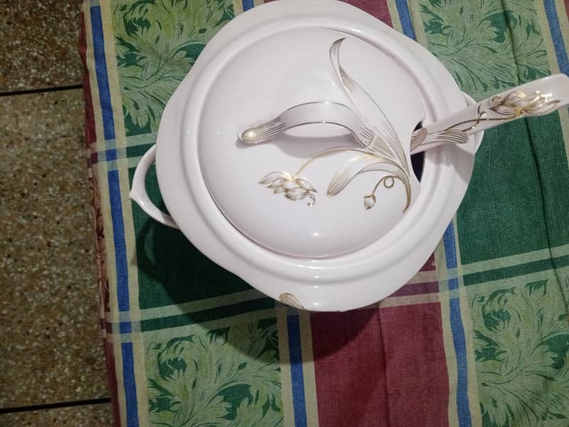 pink dinner set 4