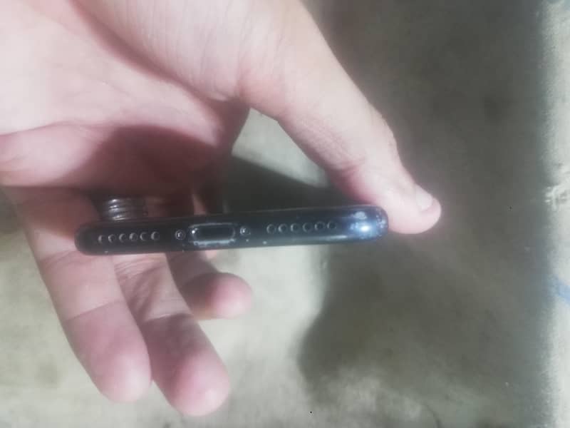 Apple iPhone 7 2